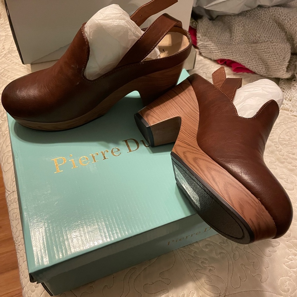 Pierre Dumas, tan wedges, worn once, size 8.5